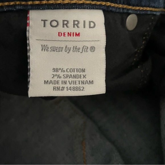 NWT TORRID Barely Boot Deep Water Size 18S - Picture 8 of 8